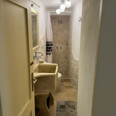 Le Di Via Patitari * 갈리폴리